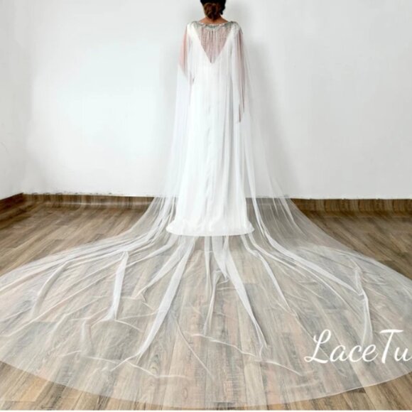 Beautiful Cathedral Length Swarovski crystal beaded bridal Cape! - Picture 5 of 10